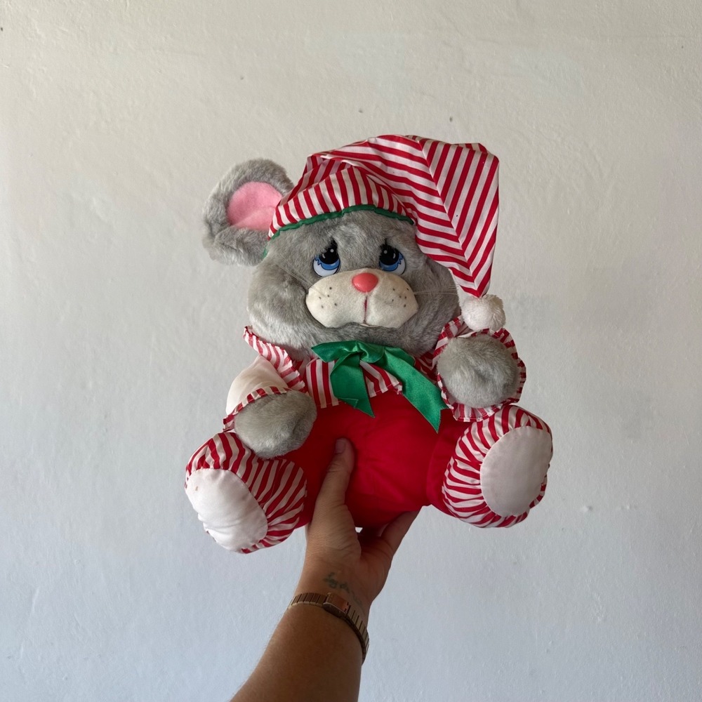 Vintage 1992 Well-Made‎ Christmas Mouse Plush Pajamas Gray Stuffed Animal Toy